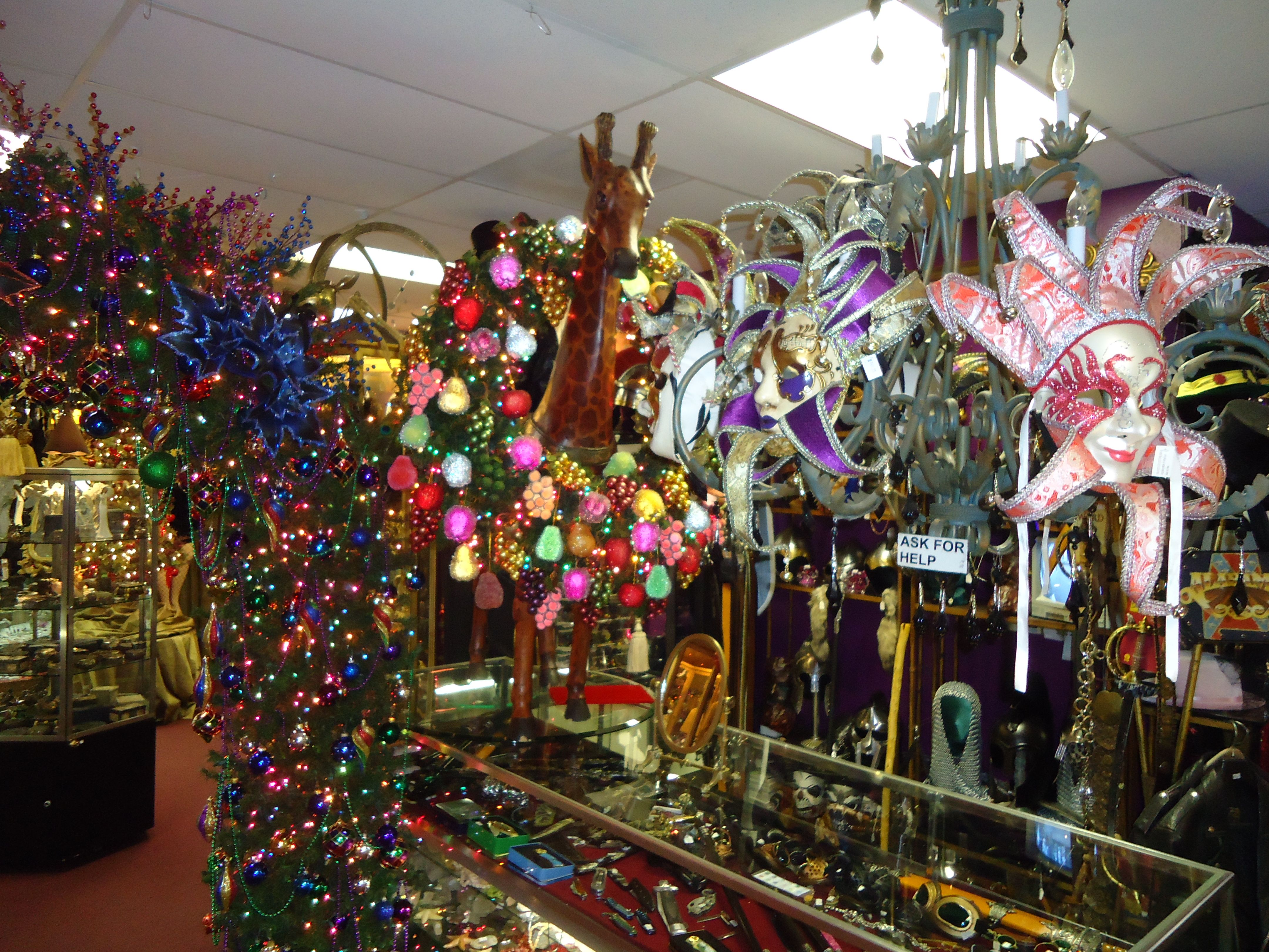 that just wasnt good enough so in 2012 we moved everything next door the new space is much larger more room for products and more decorations - Christmas 2012 that just wasnt good enough so in 2012 we moved everything next door the new space is much larger more room for products and more decorations - Christmas 2012